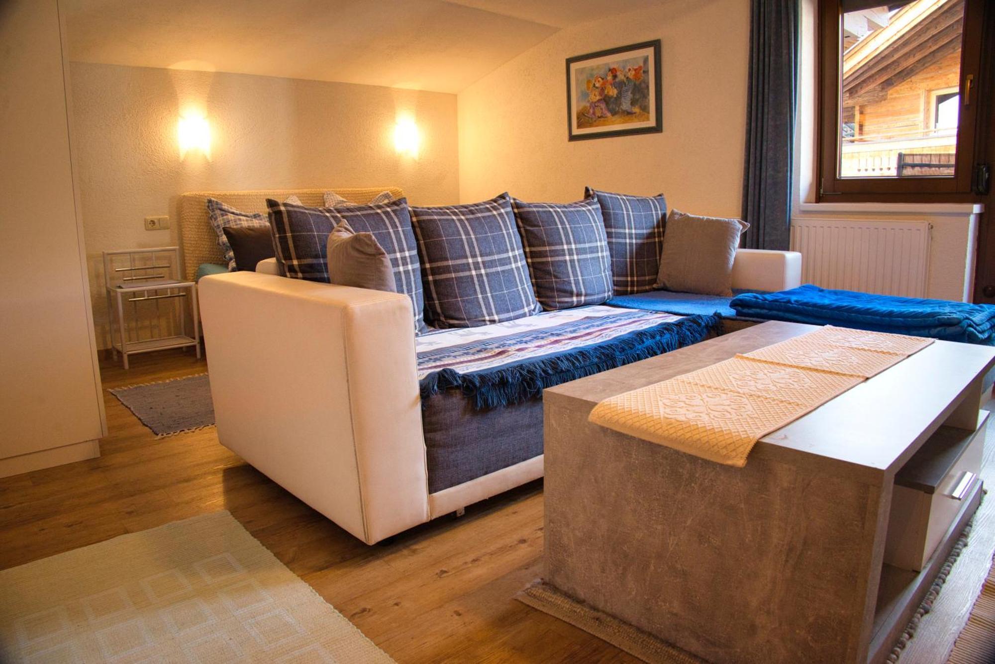 Haus Bergheim Lägenhet Saalbach-Hinterglemm Exteriör bild
